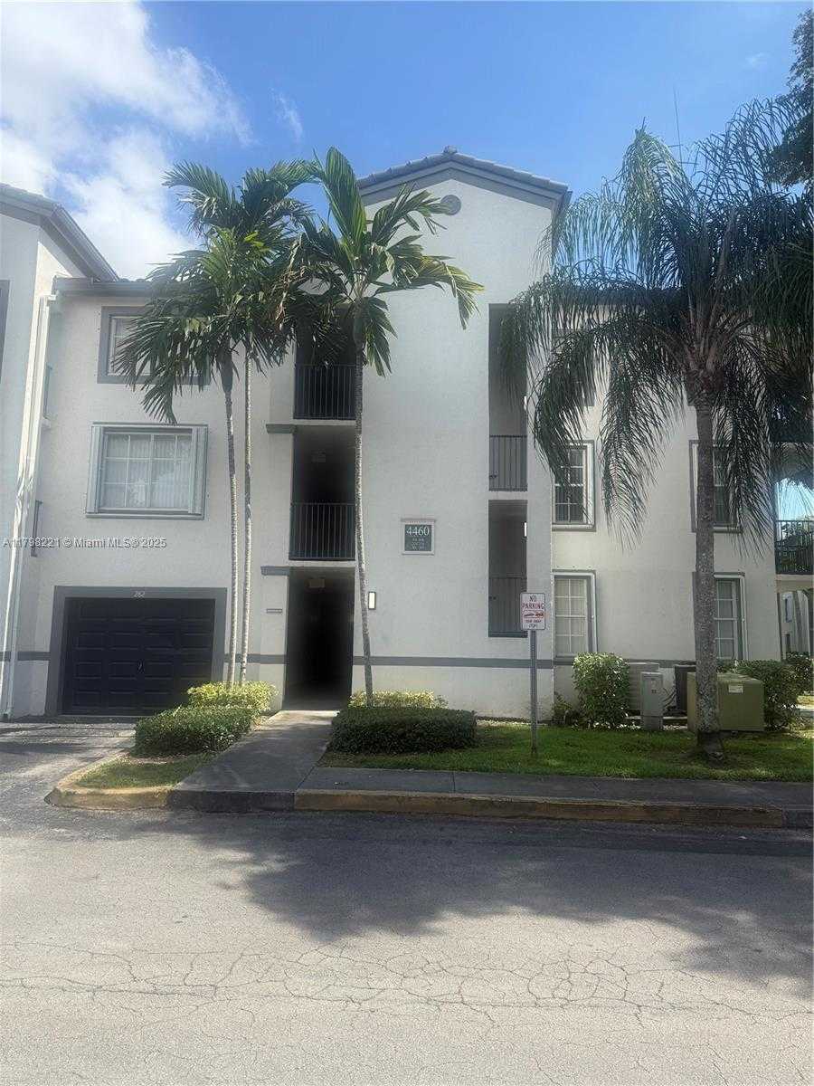 Small Image of 4460 NORTH WEST 107TH AVE #303-8, Doral Number 2