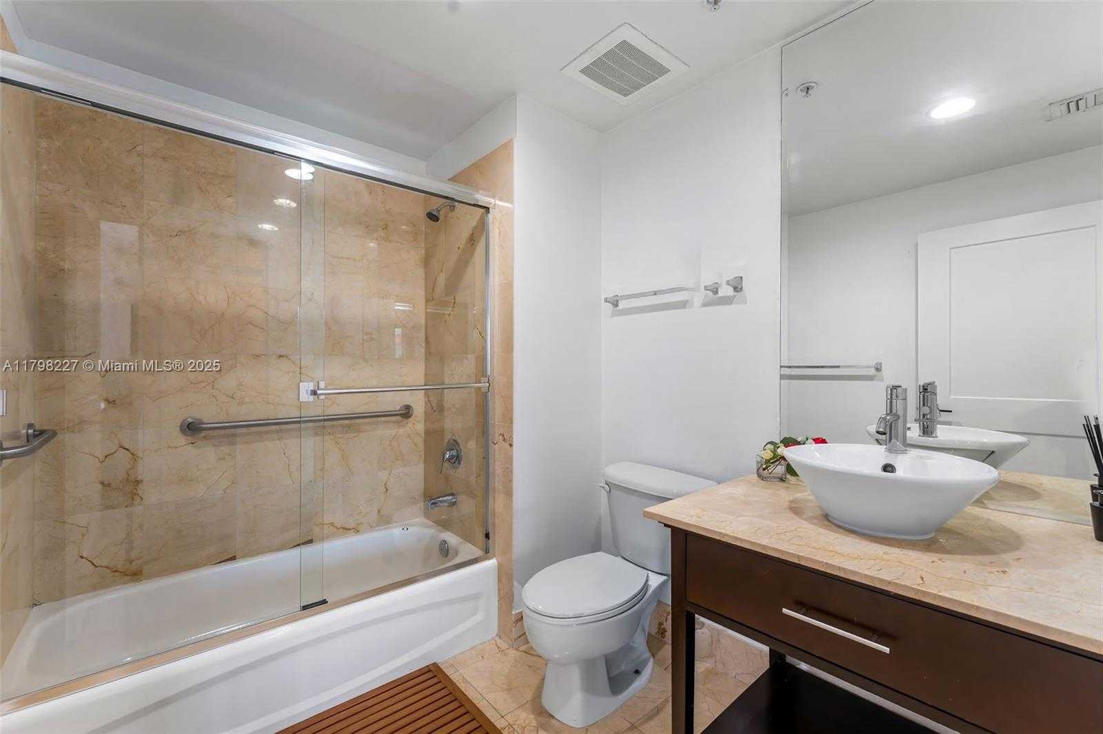 Small Image of 10 ARAGON AVE #1107, Coral Gables Number 19