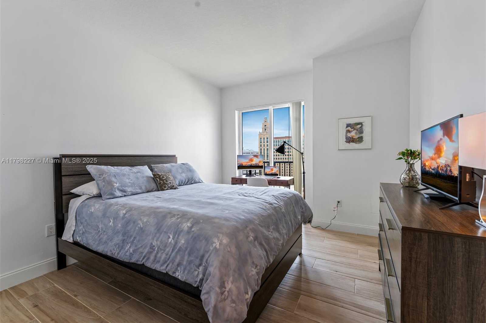 Small Image of 10 ARAGON AVE #1107, Coral Gables Number 20
