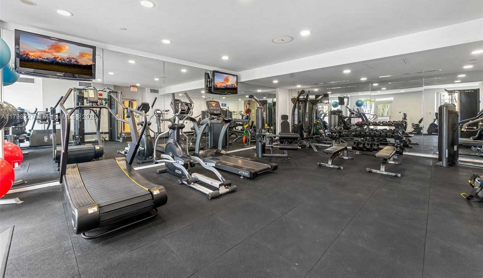 Small Image of 10 ARAGON AVE #1107, Coral Gables Number 31