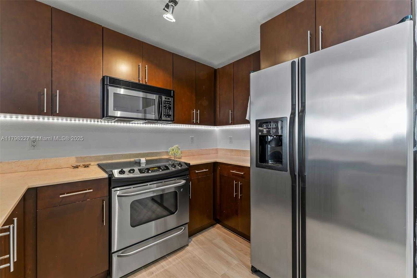 Small Image of 10 ARAGON AVE #1107, Coral Gables Number 9