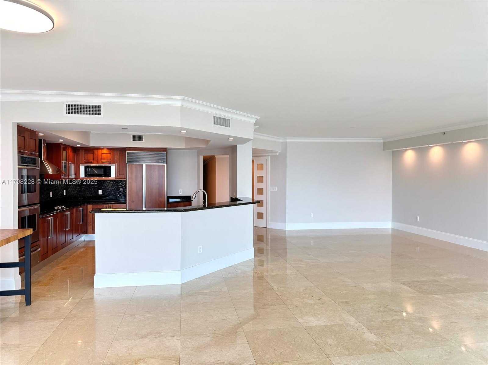 Small Image of 3301 NORTH EAST 183RD ST #1604, Aventura Number 2