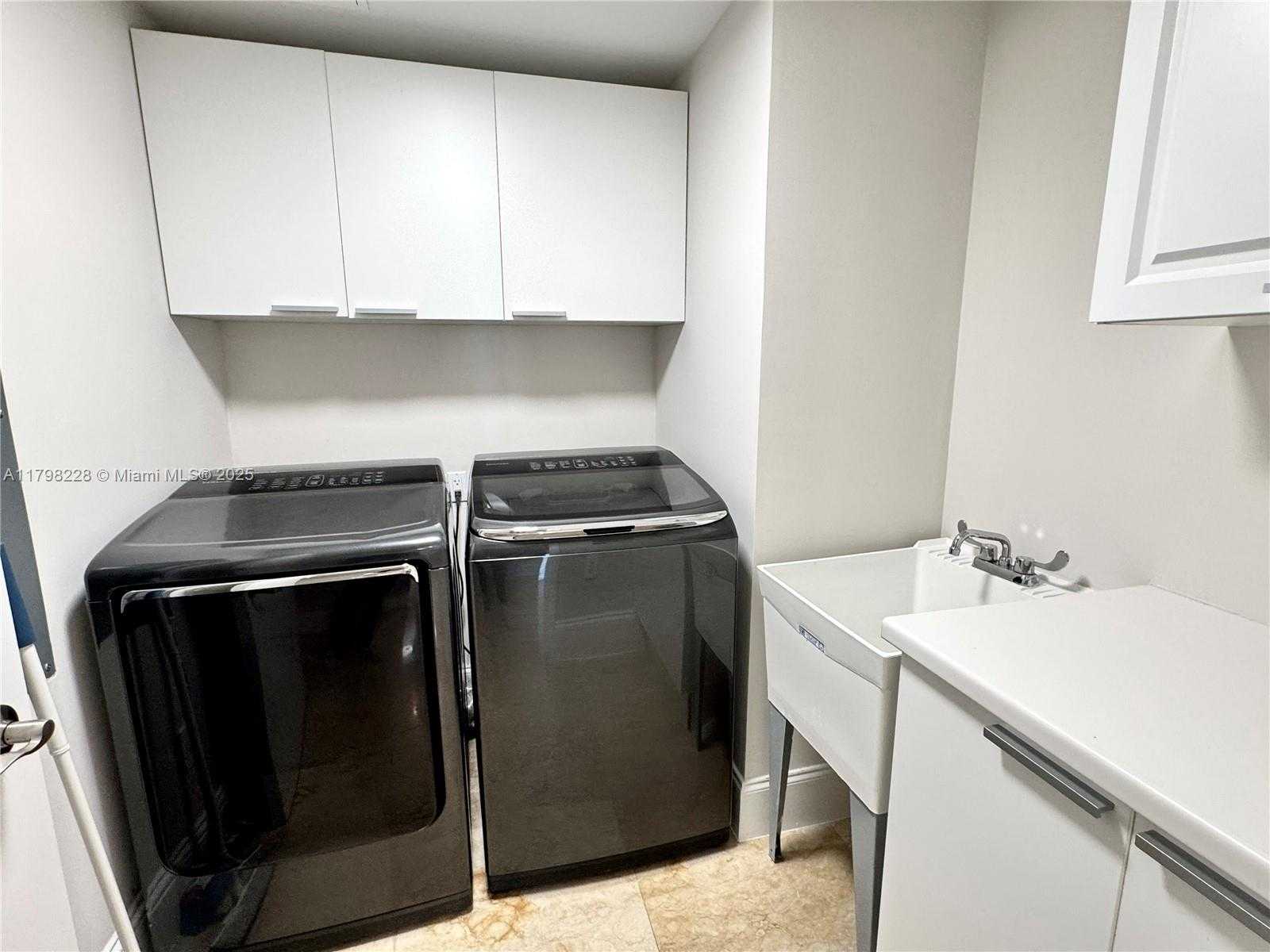 Small Image of 3301 NORTH EAST 183RD ST #1604, Aventura Number 25