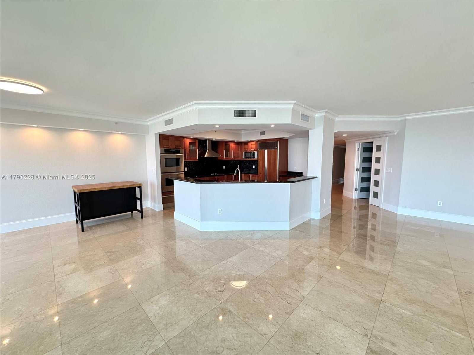 Small Image of 3301 NORTH EAST 183RD ST #1604, Aventura Number 3