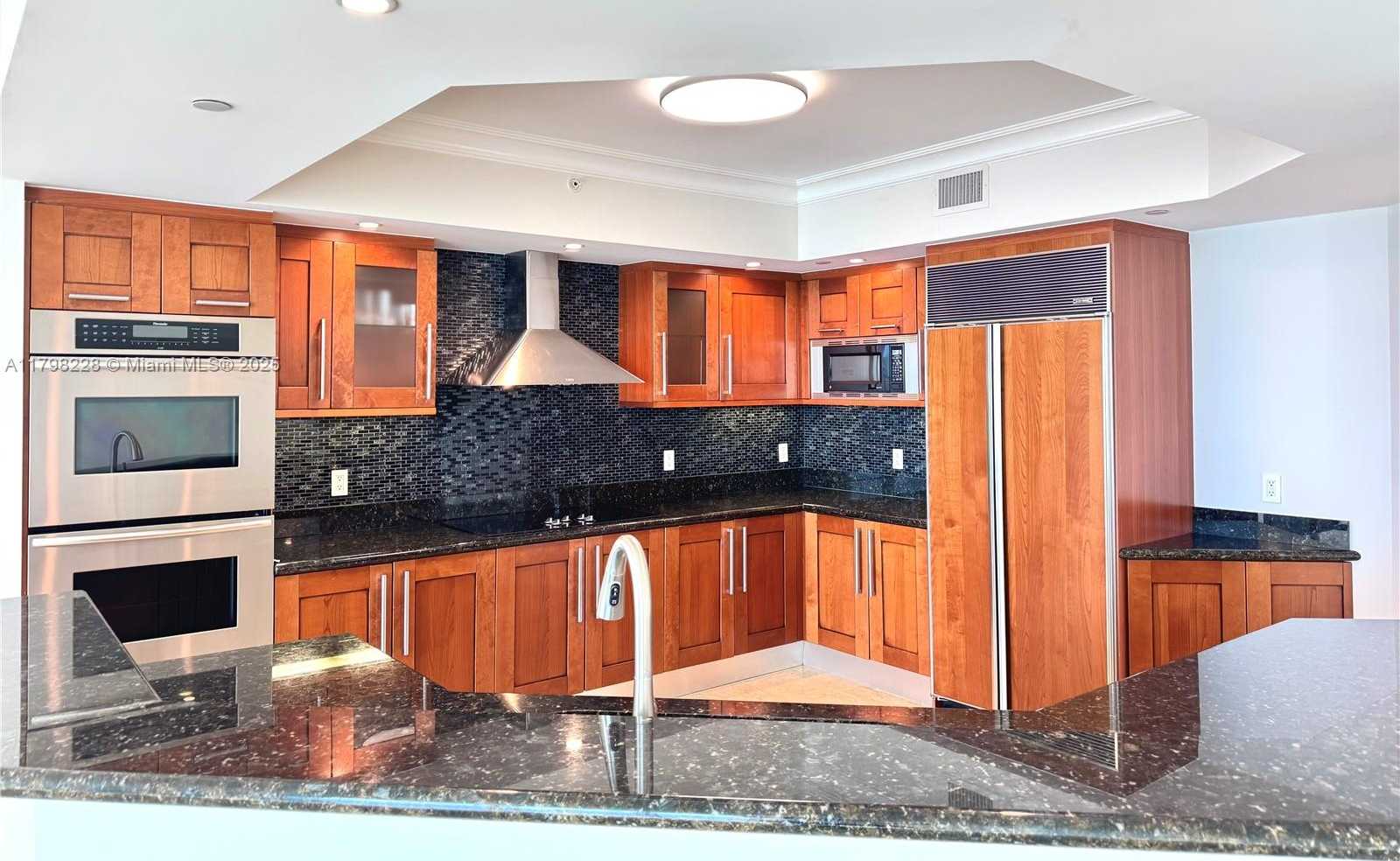 Small Image of 3301 NORTH EAST 183RD ST #1604, Aventura Number 5