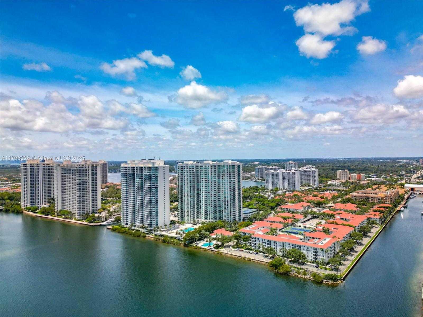 Small Image of 3301 NORTH EAST 183RD ST #1604, Aventura Number 57