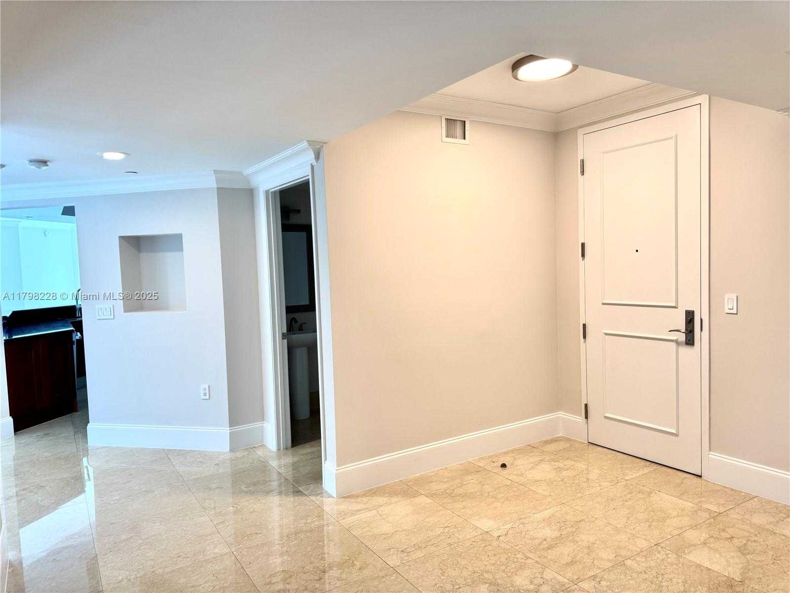 Small Image of 3301 NORTH EAST 183RD ST #1604, Aventura Number 9