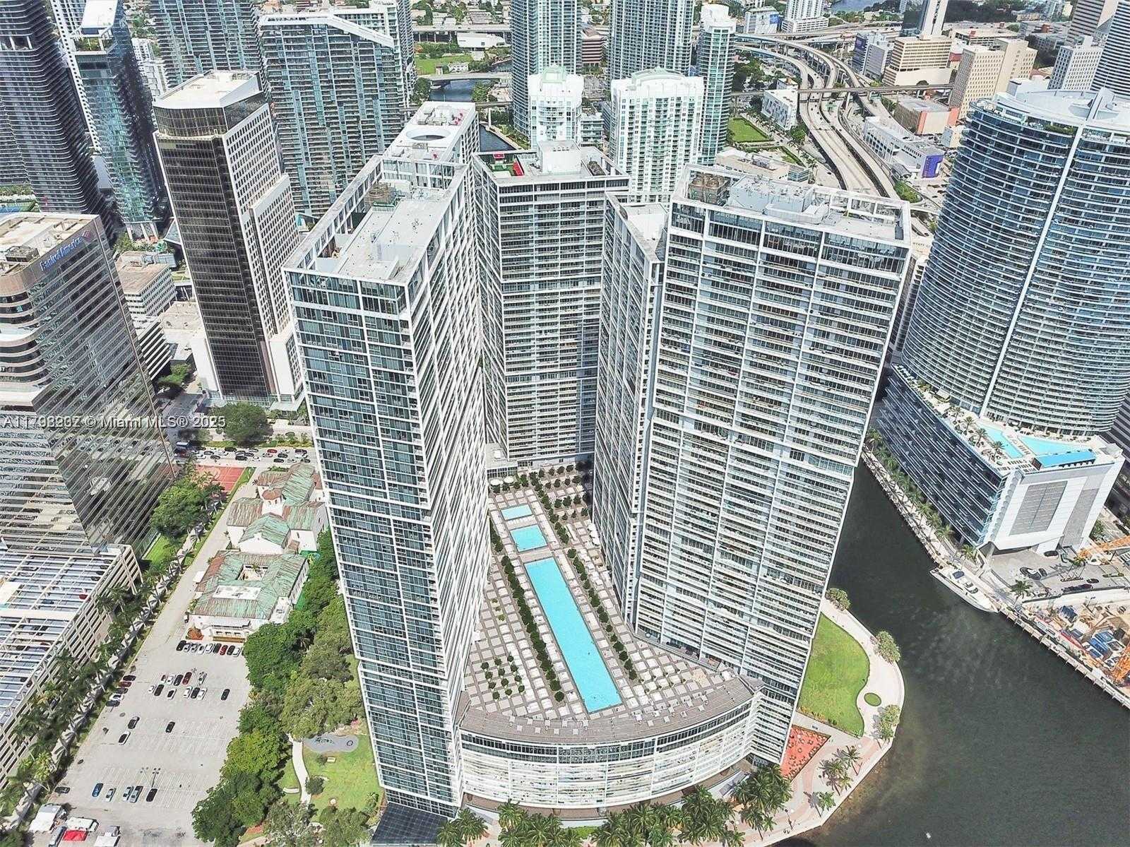 Small Image of 485 BRICKELL AVE #4410, Miami Number 30