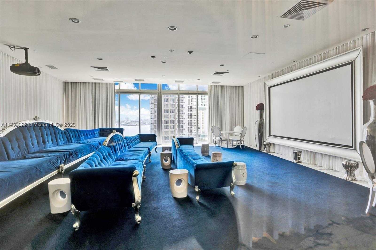 Small Image of 485 BRICKELL AVE #4410, Miami Number 35