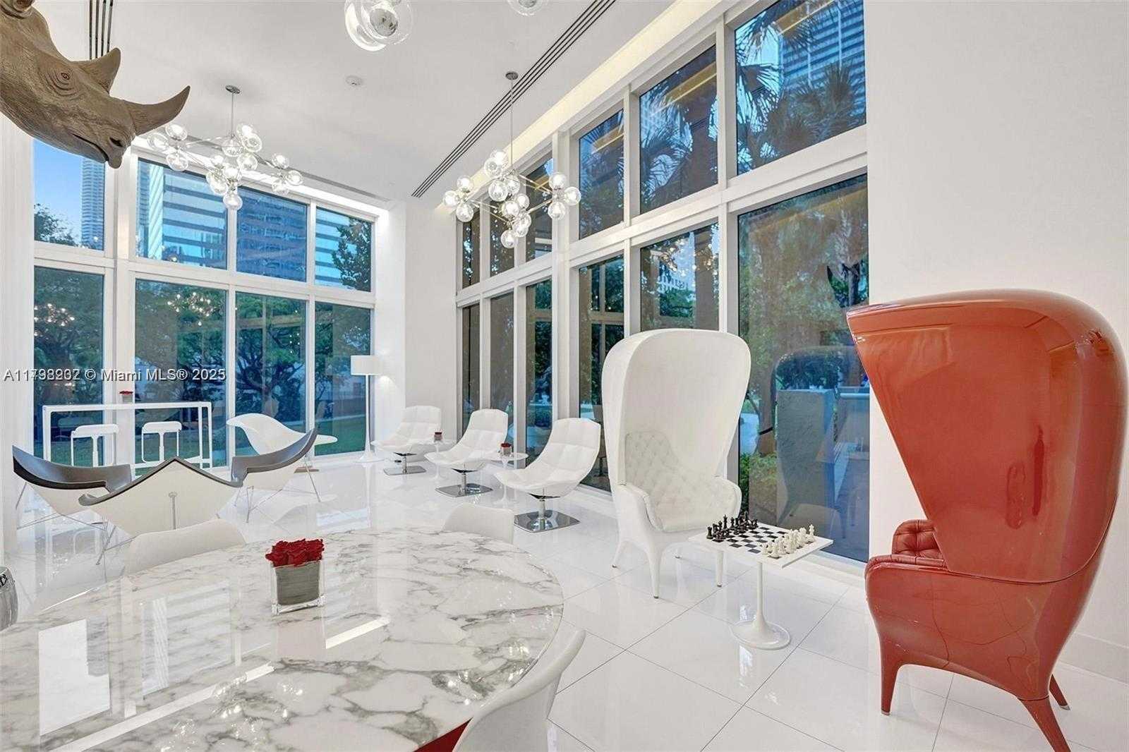 Small Image of 485 BRICKELL AVE #4410, Miami Number 42