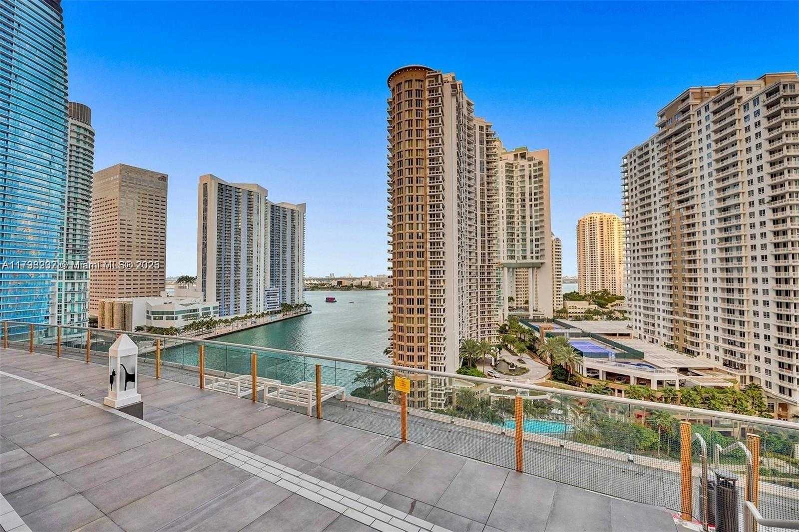 Small Image of 485 BRICKELL AVE #4410, Miami Number 48