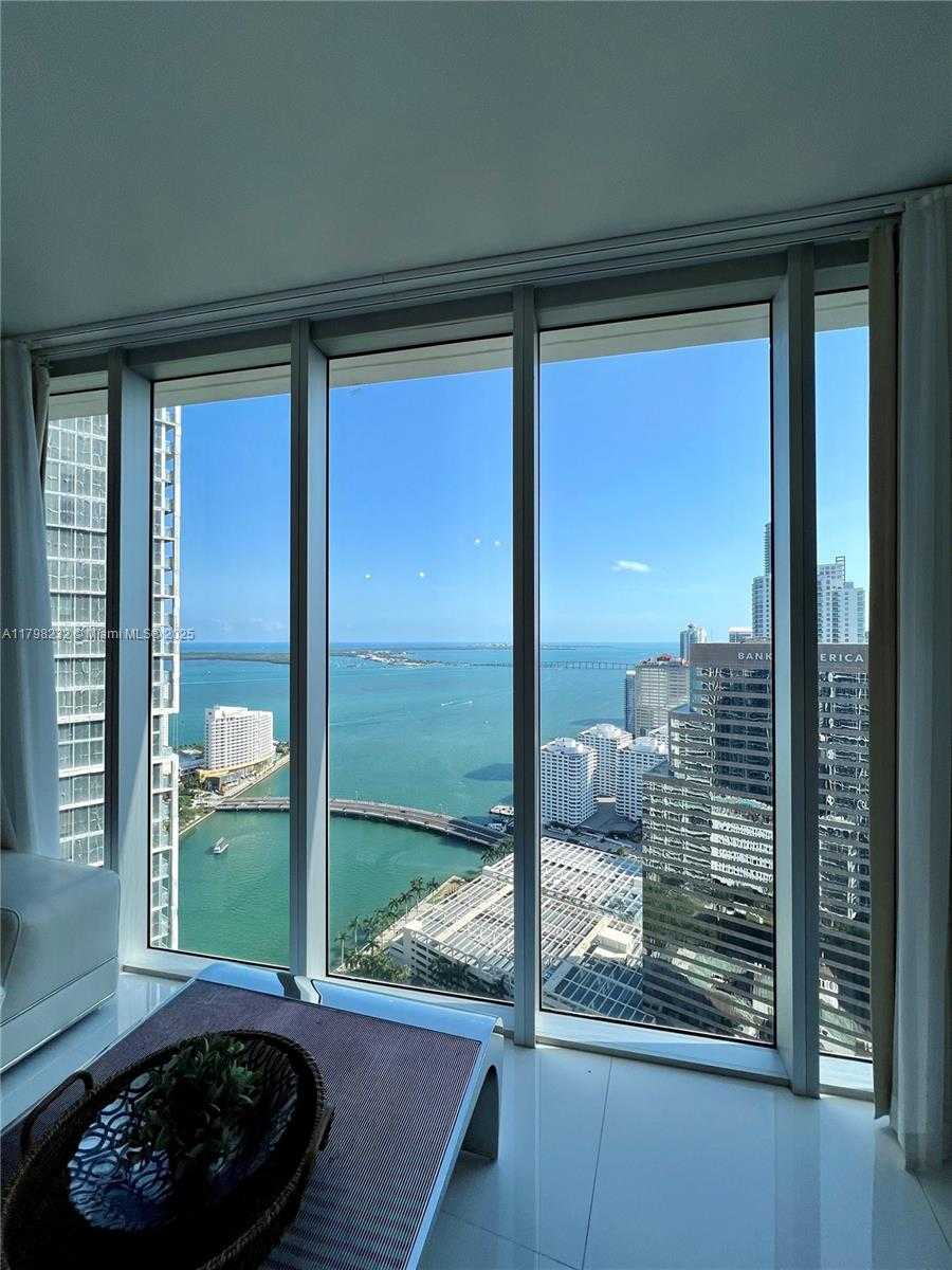 Small Image of 485 BRICKELL AVE #4410, Miami Number 6