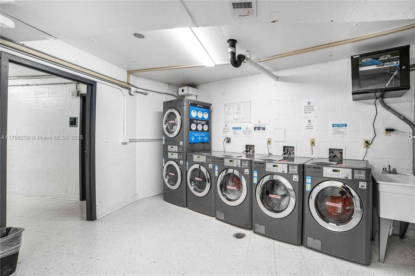Small Image of 100 NORTH WEST BAYVIEW DR #1502, Sunny Isles Beach Number 22