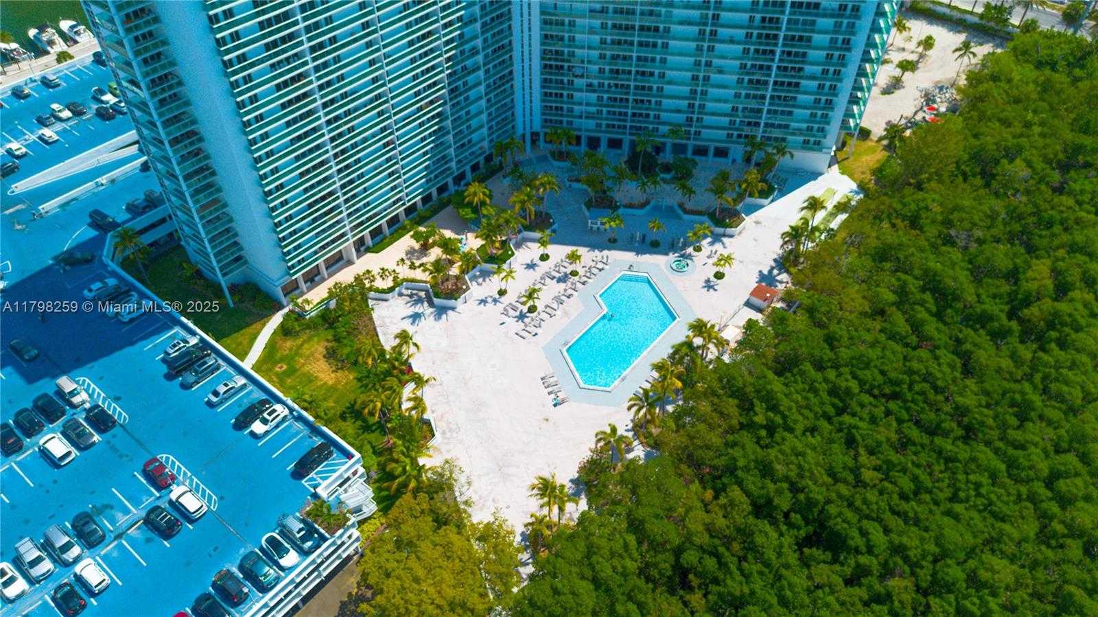Small Image of 100 NORTH WEST BAYVIEW DR #1502, Sunny Isles Beach Number 33