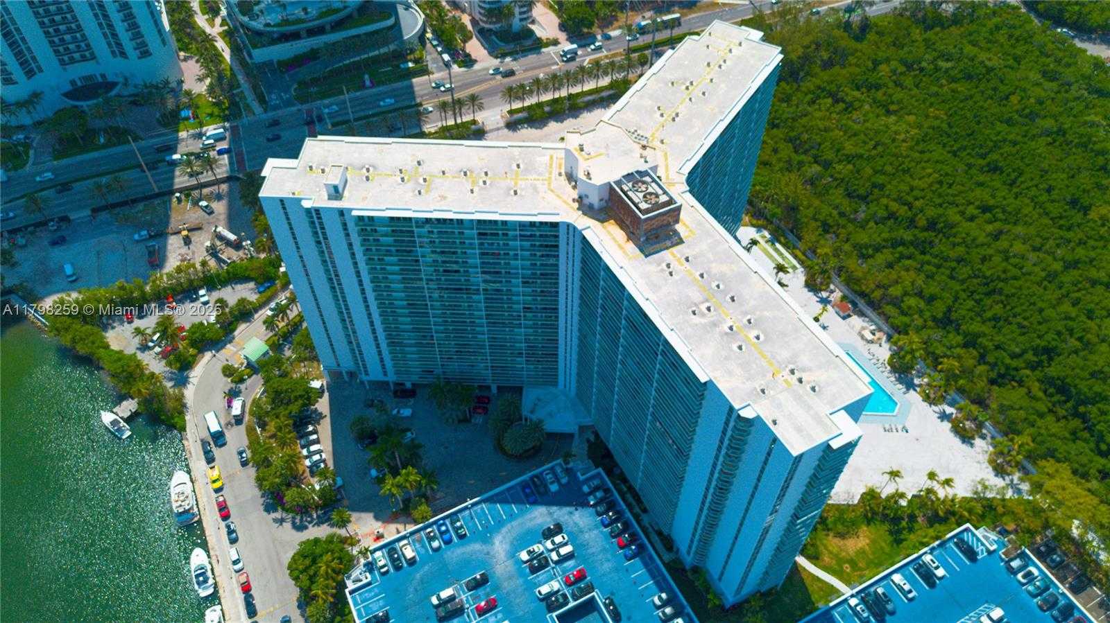 Small Image of 100 NORTH WEST BAYVIEW DR #1502, Sunny Isles Beach Number 35