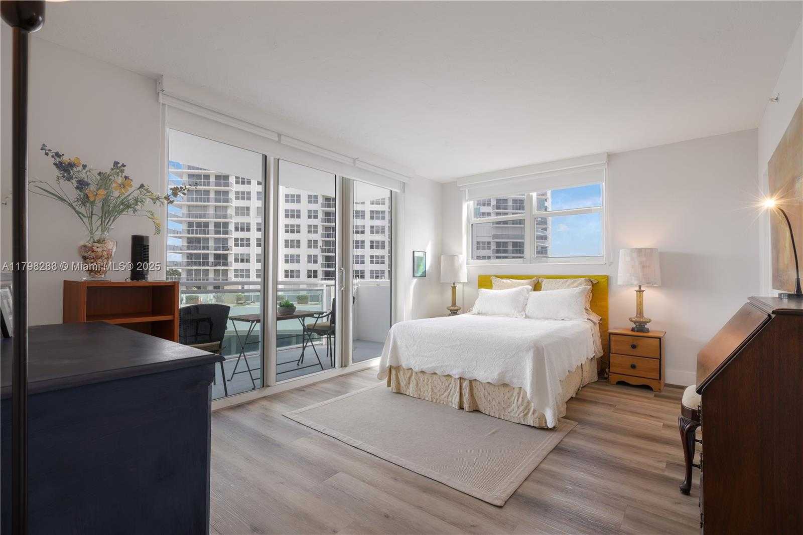 Small Image of 3001 SOUTH OCEAN DR #443, Hollywood Number 12