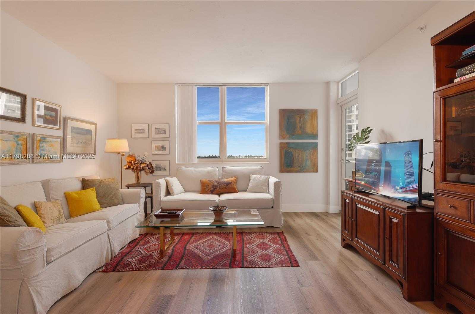 Small Image of 3001 SOUTH OCEAN DR #443, Hollywood Number 3