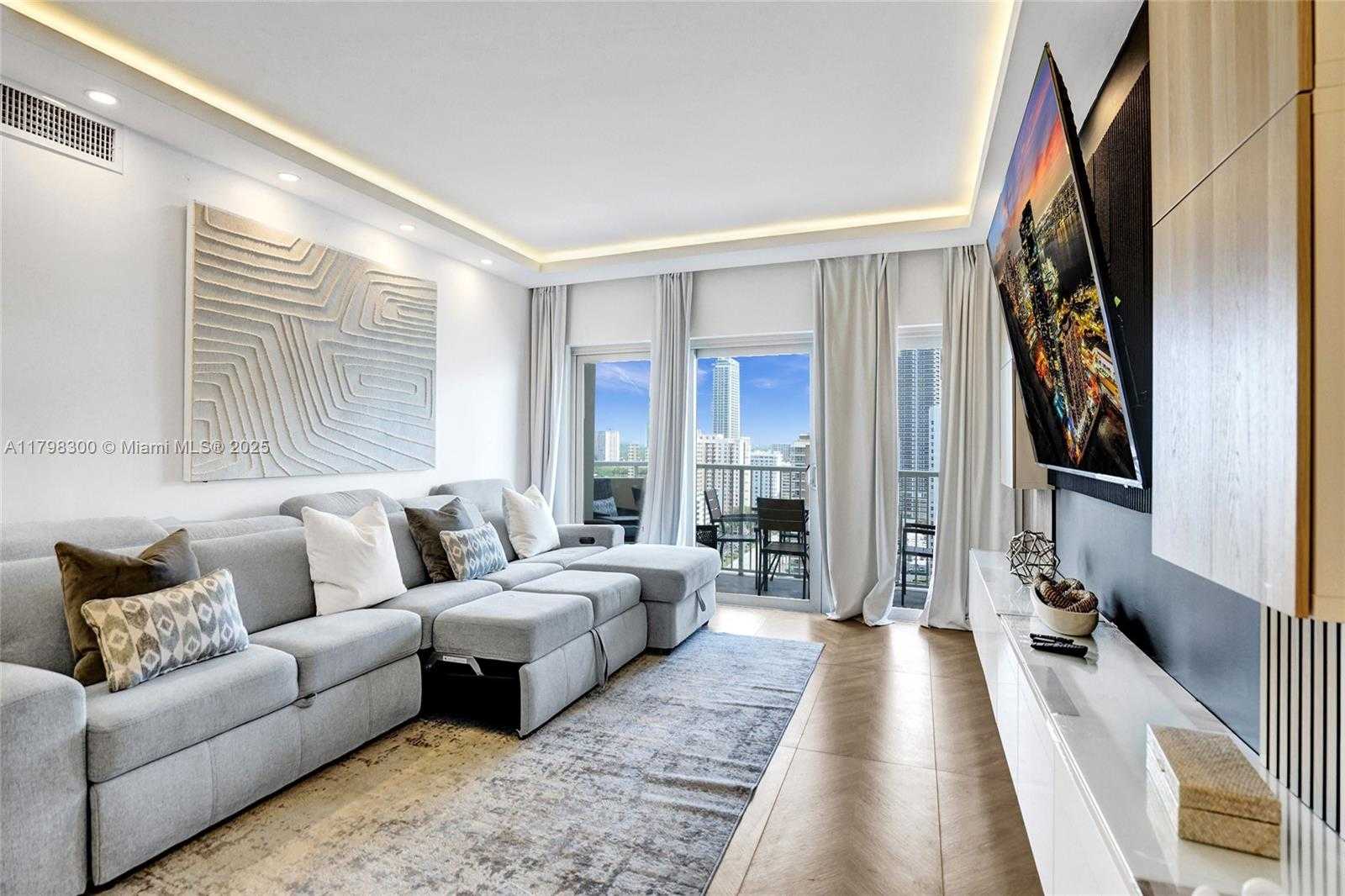 Small Image of 1980 SOUTH OCEAN DR #19H, Hallandale Beach Number 2