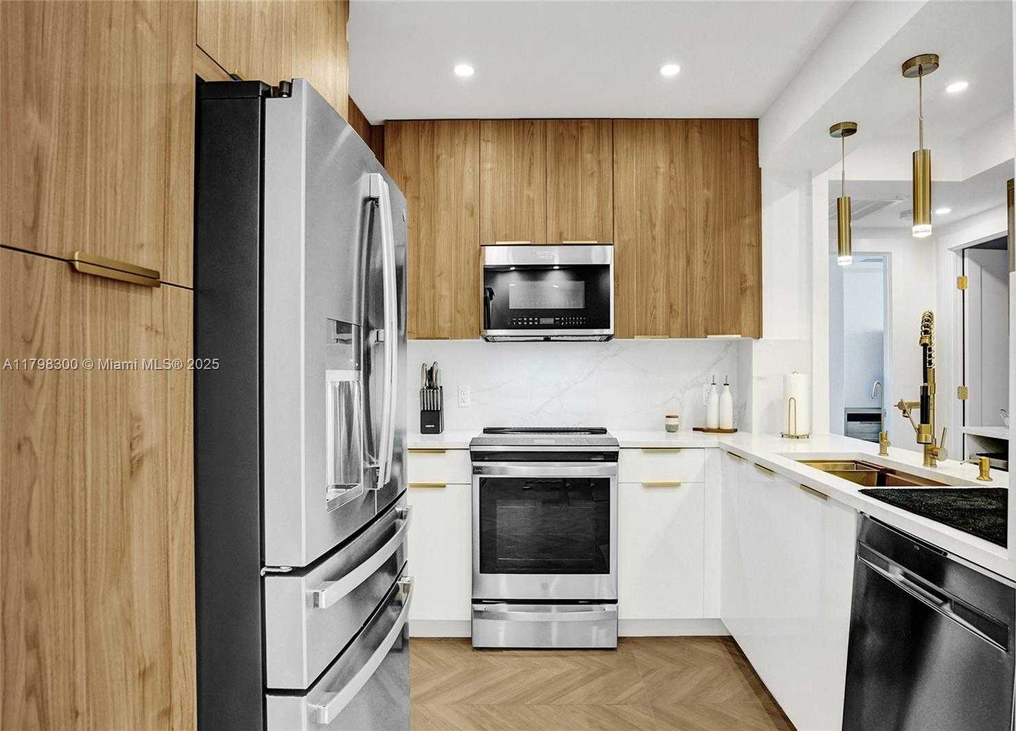 Small Image of 1980 SOUTH OCEAN DR #19H, Hallandale Beach Number 9