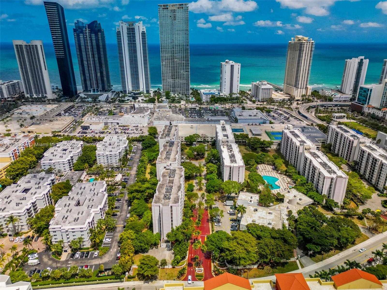 Small Image of 17021 NORTH BAY RD #727, Sunny Isles Beach Number 19