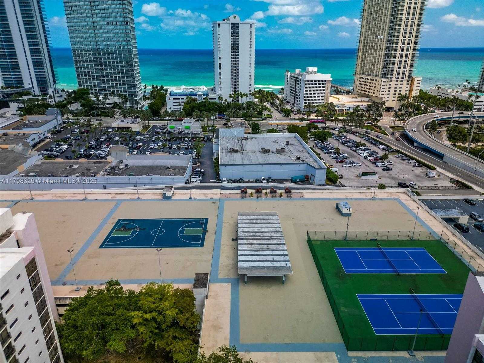 Small Image of 17021 NORTH BAY RD #727, Sunny Isles Beach Number 25