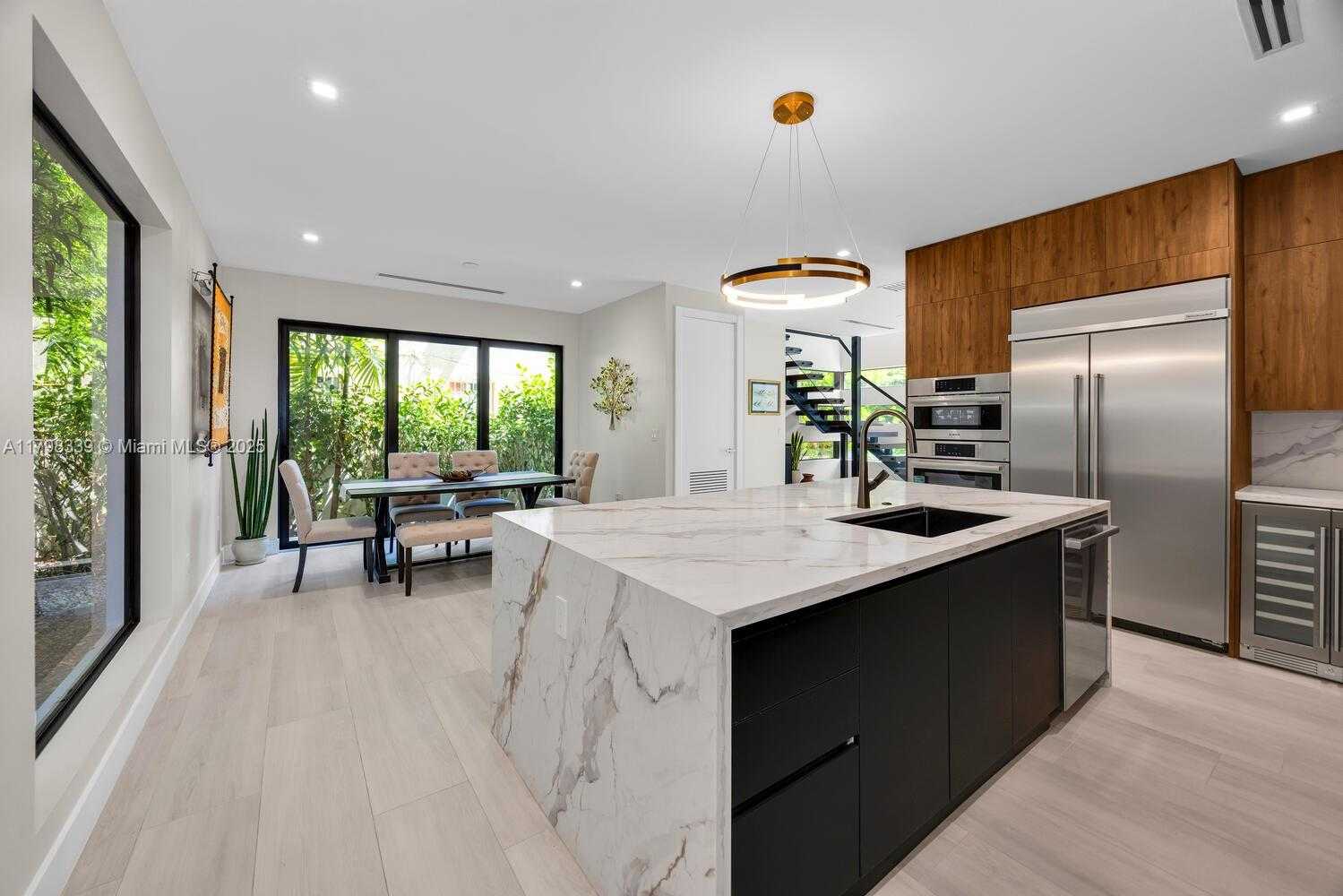 Small Image of 3224 ELIZABETH ST #3224, Miami Number 10