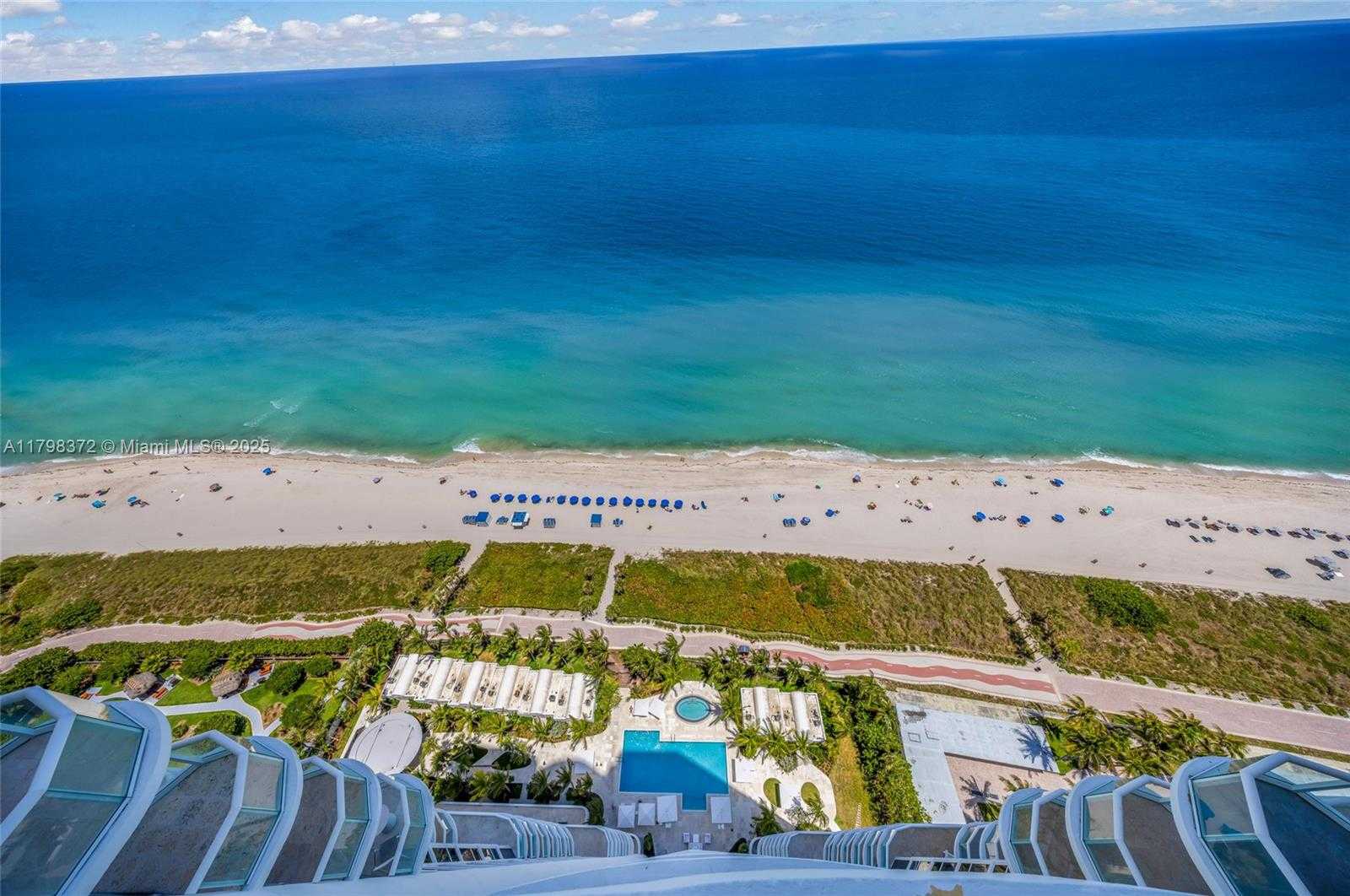 Small Image of 6365 COLLINS AVE #3202, Miami Beach Number 24