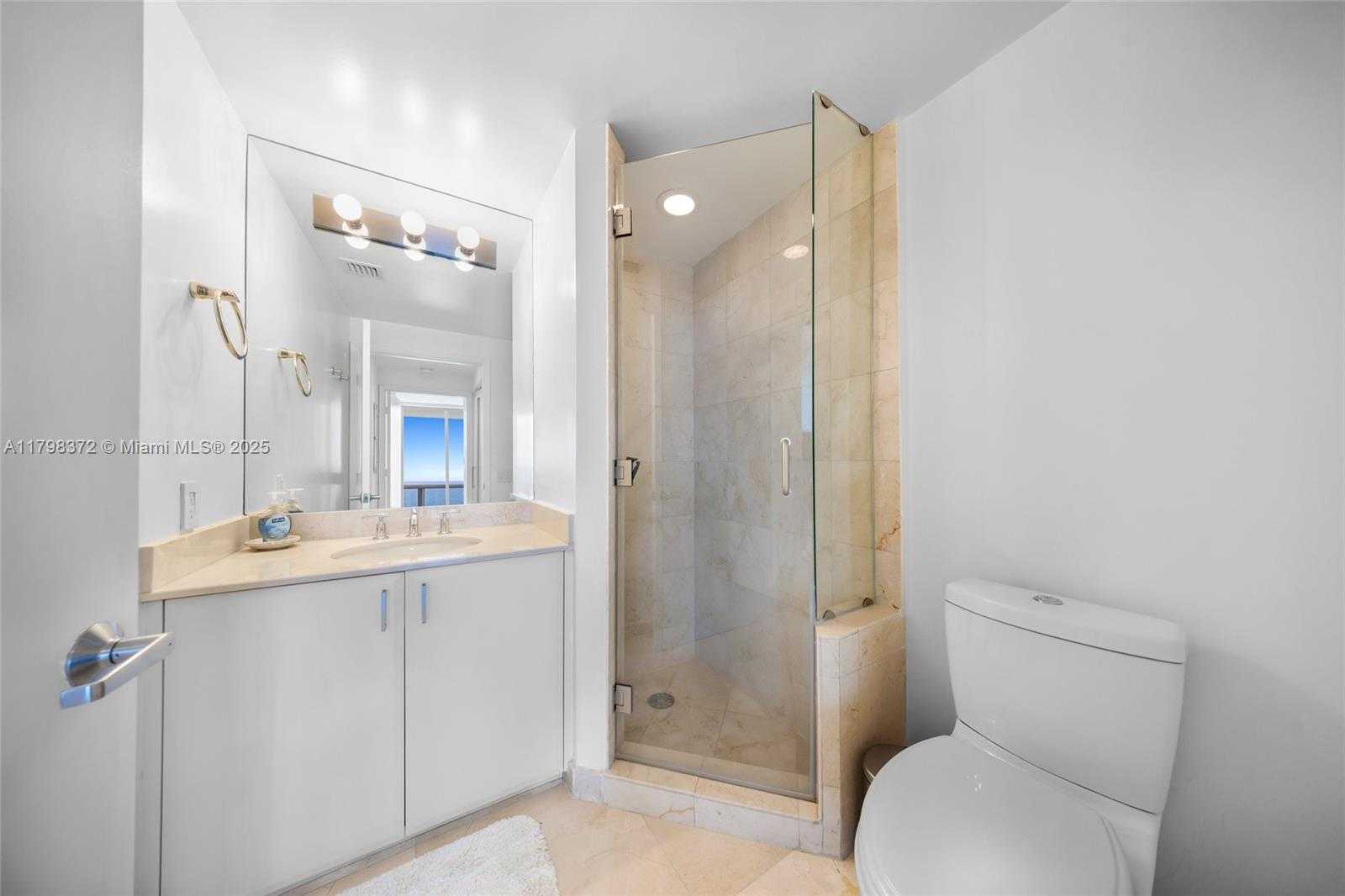 Small Image of 6365 COLLINS AVE #3202, Miami Beach Number 30