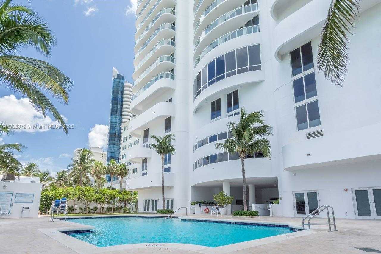 Small Image of 6365 COLLINS AVE #3202, Miami Beach Number 36