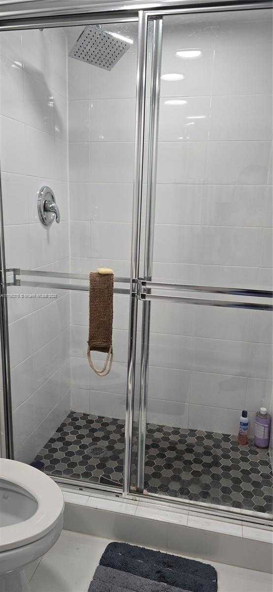 Small Image of 2851 NORTH EAST 183RD ST #1406E, Aventura Number 7