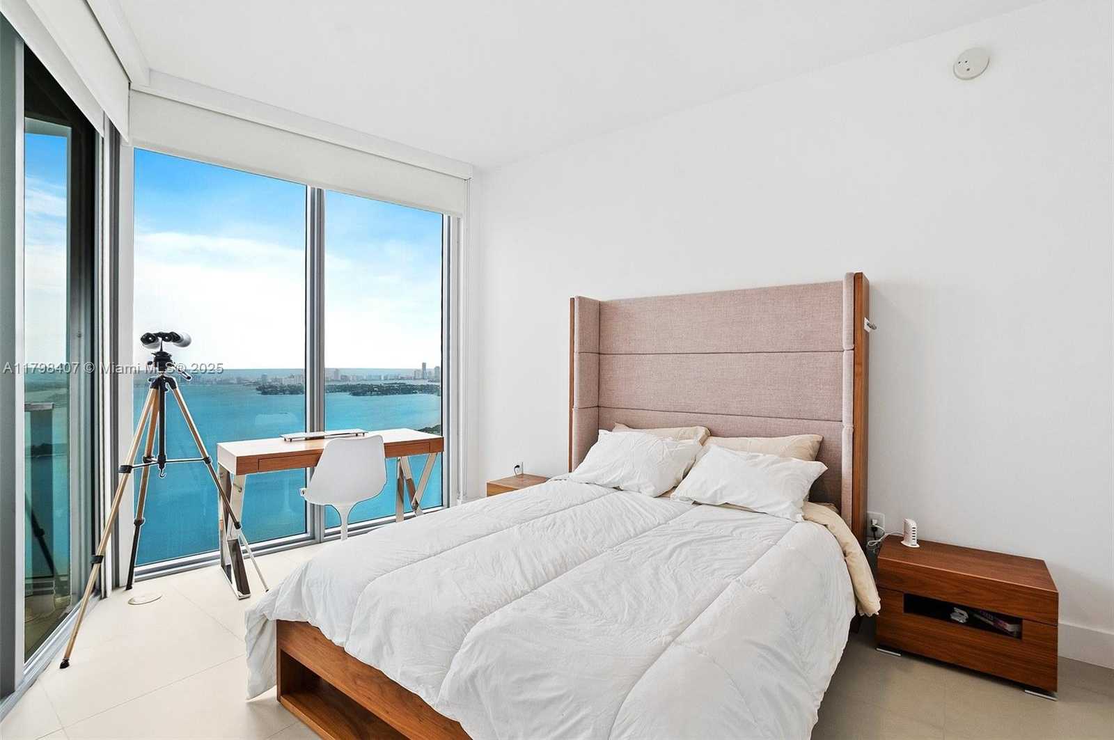 Small Image of 2900 NORTH EAST 7TH AVE #4406, Miami Number 21