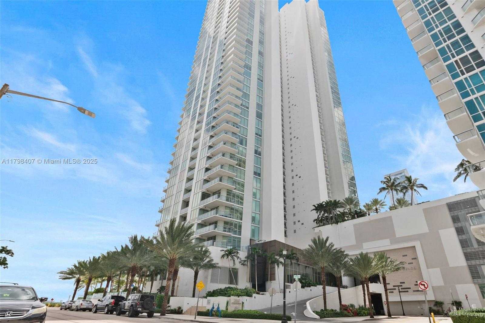 Small Image of 2900 NORTH EAST 7TH AVE #4406, Miami Number 3