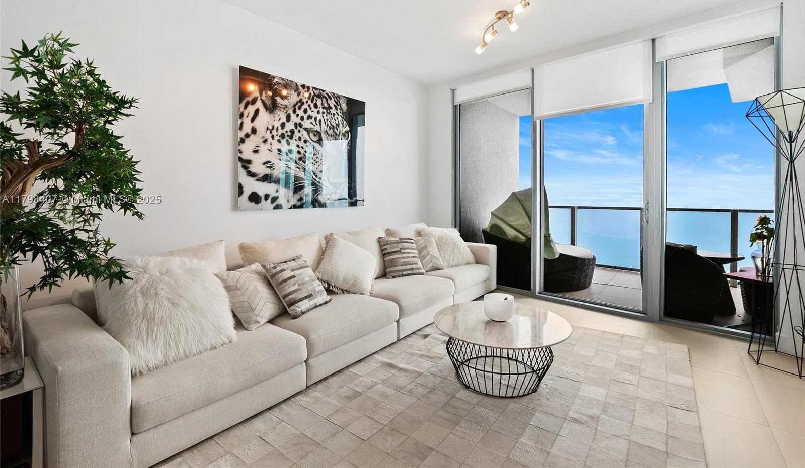 Small Image of 2900 NORTH EAST 7TH AVE #4406, Miami Number 8