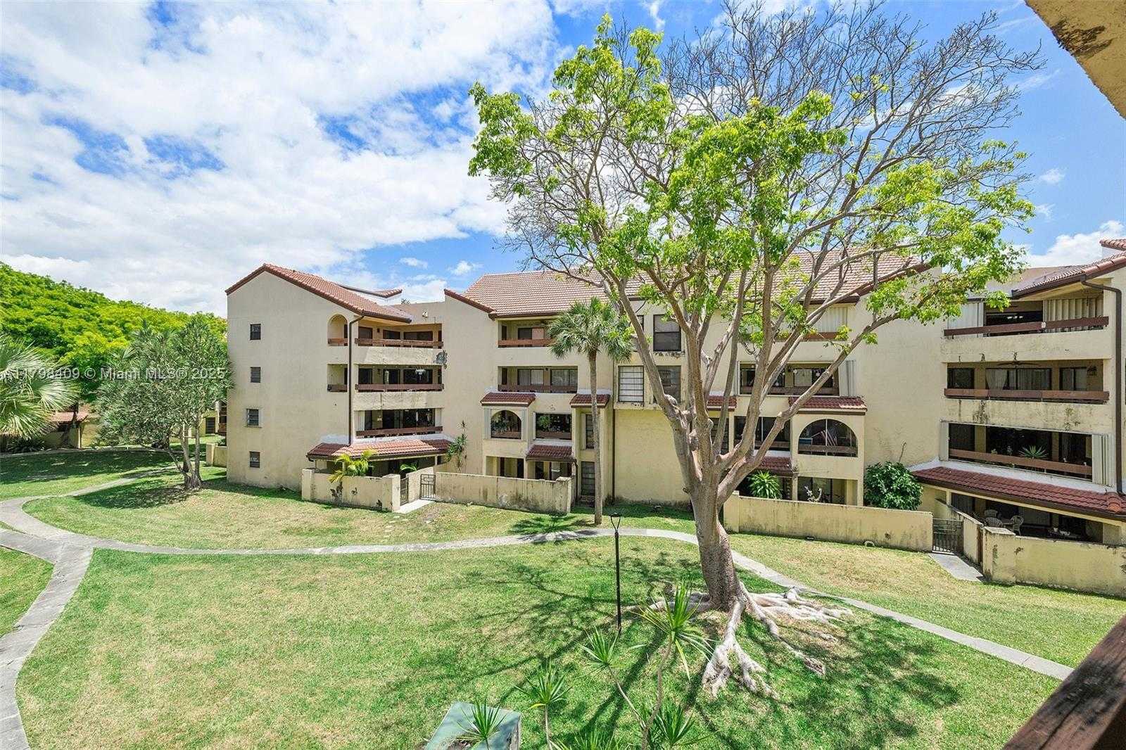 Small Image of 8830 SOUTH WEST 123RD CT #I-308, Miami Number 26