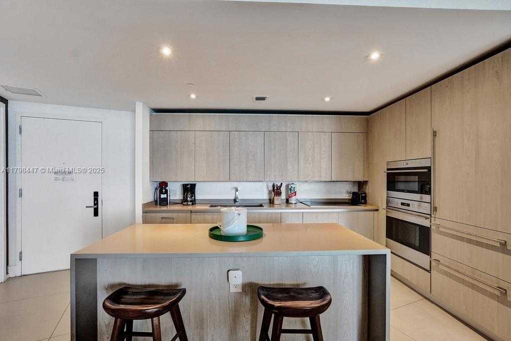 Small Image of 4111 SOUTH OCEAN DR #2803, Hollywood Number 11