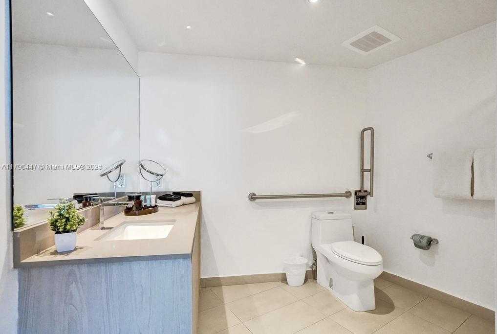 Small Image of 4111 SOUTH OCEAN DR #2803, Hollywood Number 16