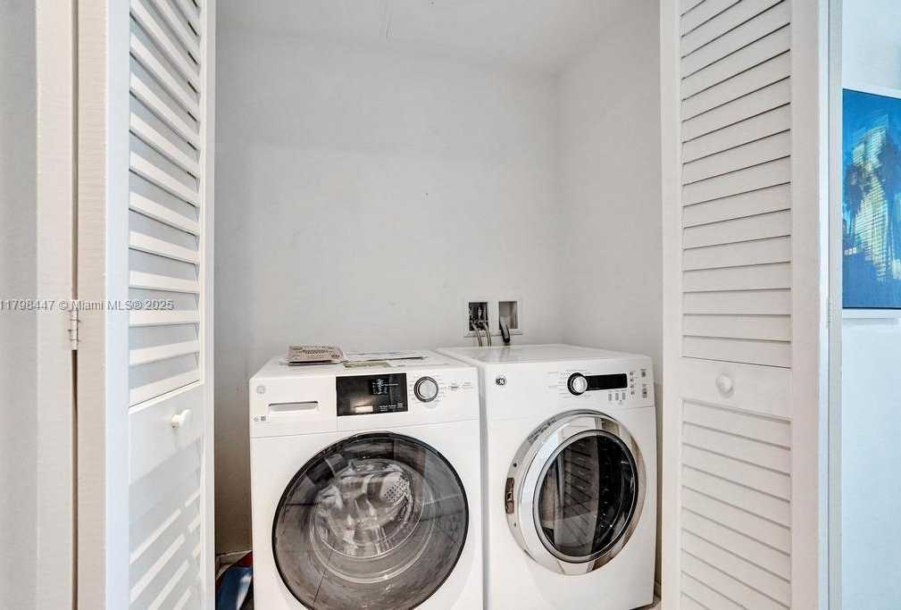 Small Image of 4111 SOUTH OCEAN DR #2803, Hollywood Number 19