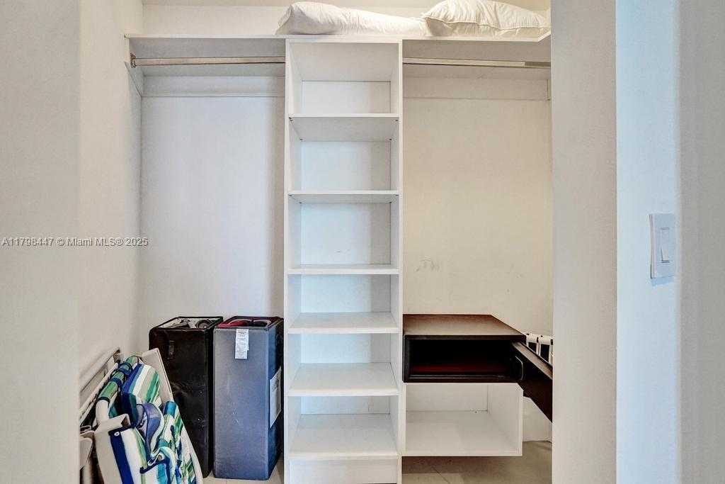 Small Image of 4111 SOUTH OCEAN DR #2803, Hollywood Number 26
