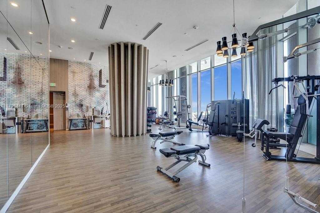 Small Image of 4111 SOUTH OCEAN DR #2803, Hollywood Number 41