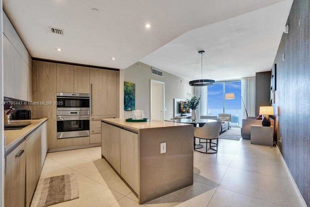Small Image of 4111 SOUTH OCEAN DR #2803, Hollywood Number 8