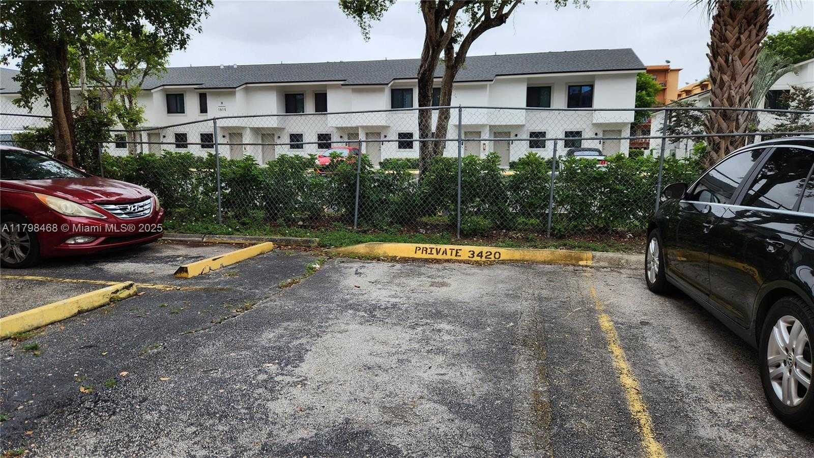 Small Image of 1810 WEST 56TH ST #3420, Hialeah Number 31