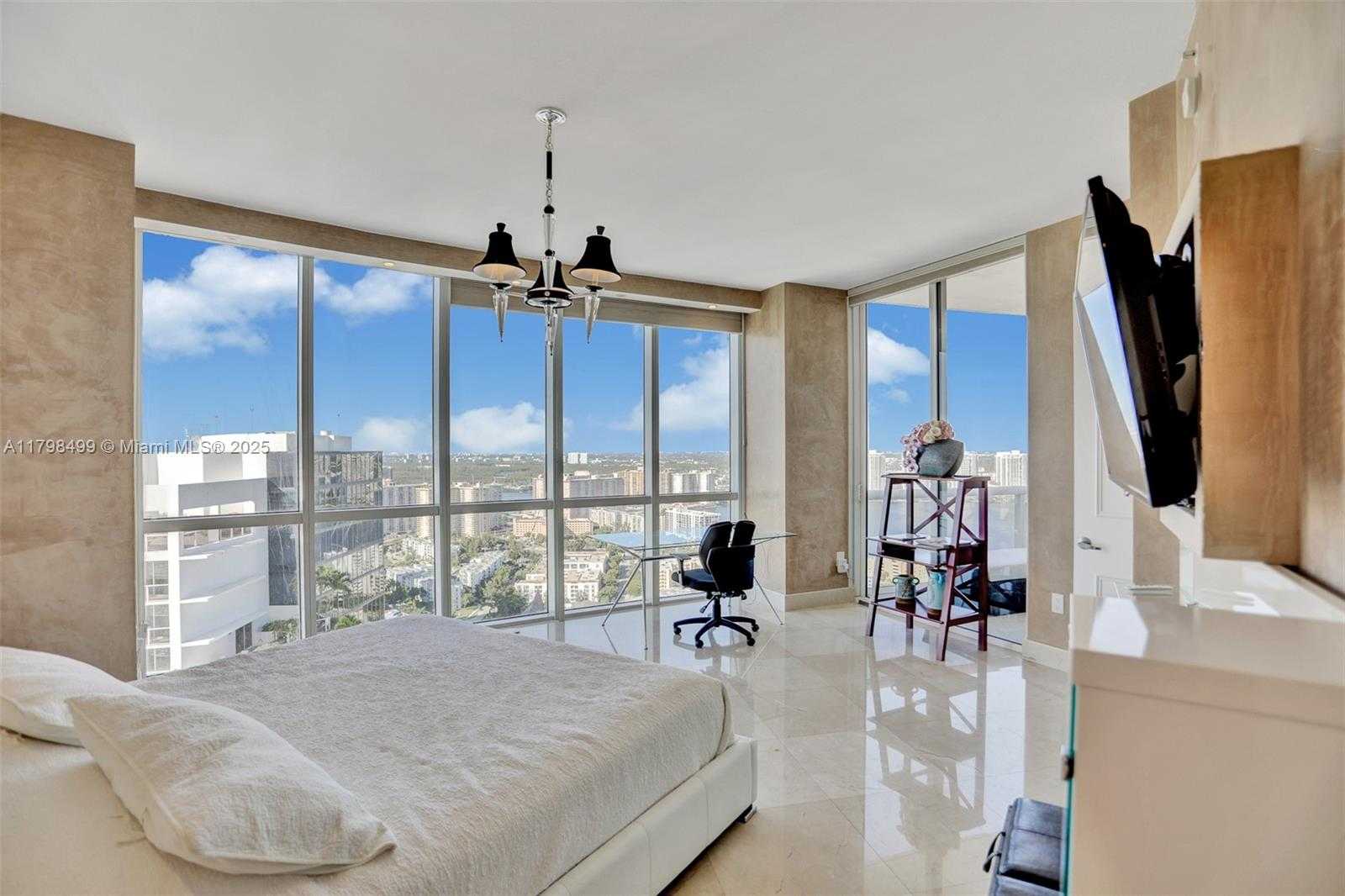 Small Image of 18101 COLLINS AVE #4501, Sunny Isles Beach Number 8