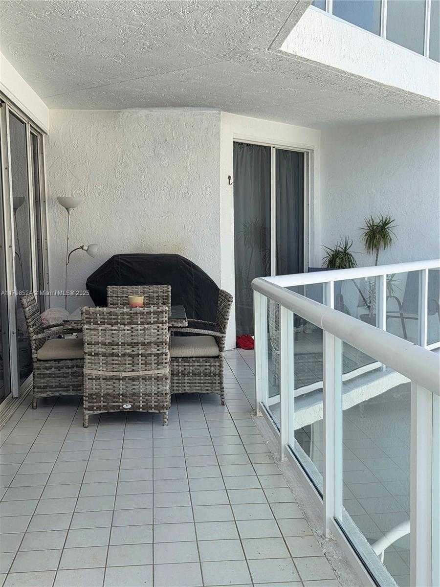 Small Image of 16425 COLLINS AVE #312, Sunny Isles Beach Number 3