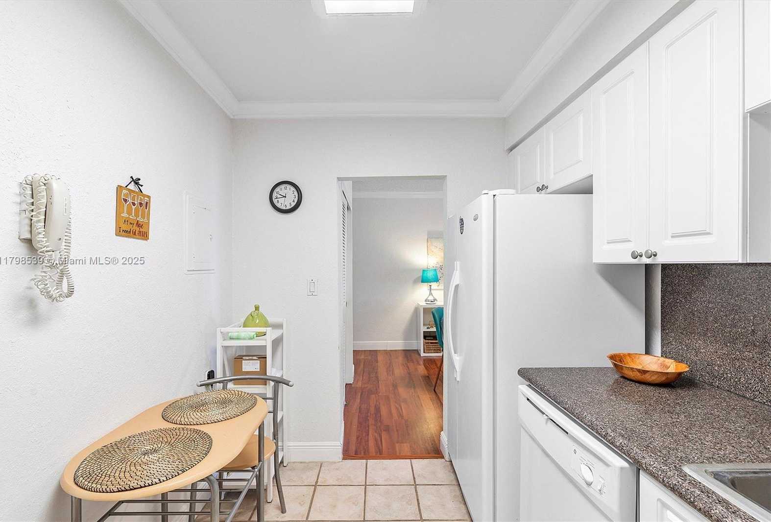 Small Image of 2501 SOUTH OCEAN DR #1618, Hollywood Number 7