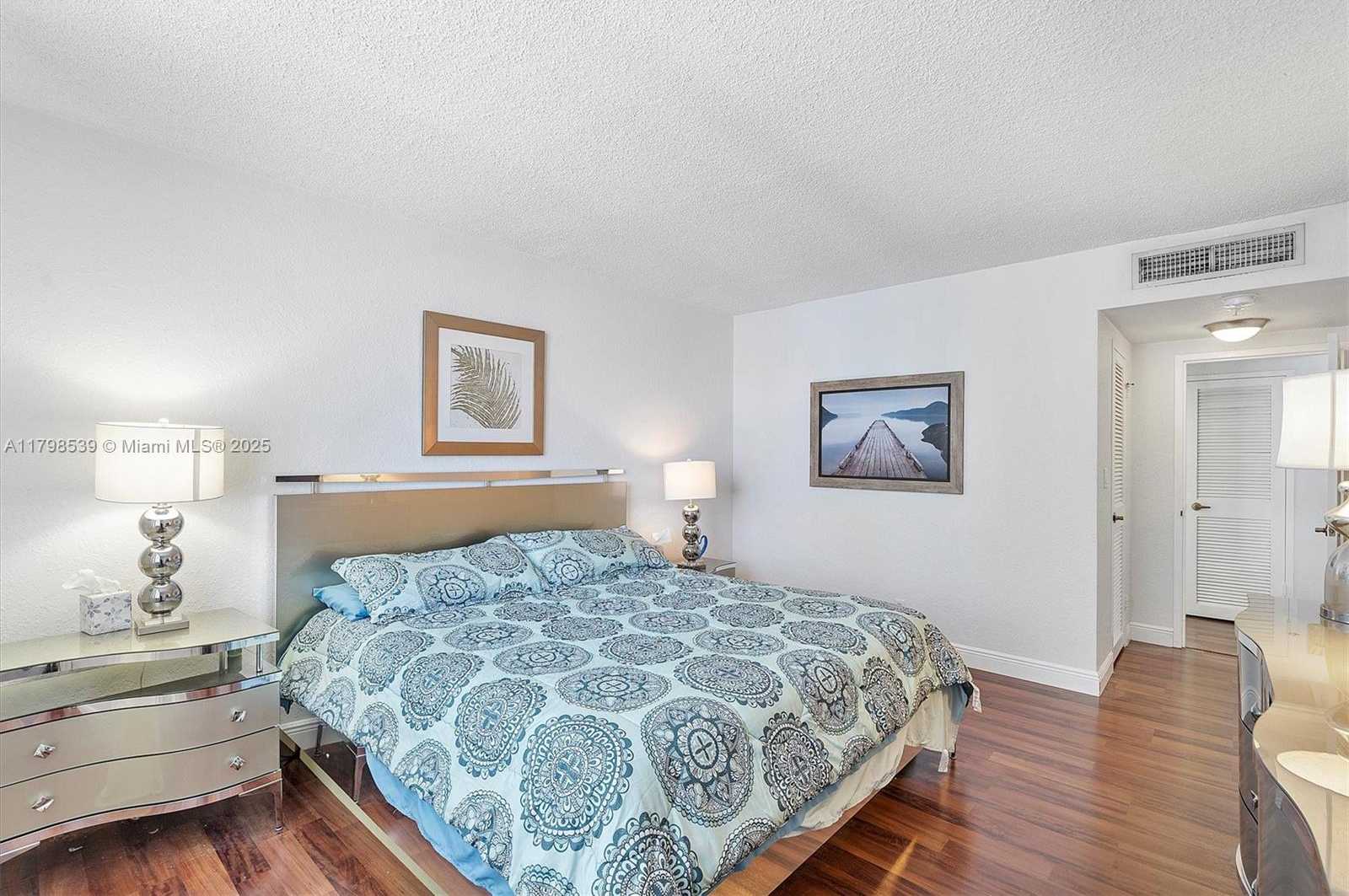 Small Image of 2501 SOUTH OCEAN DR #1618, Hollywood Number 9