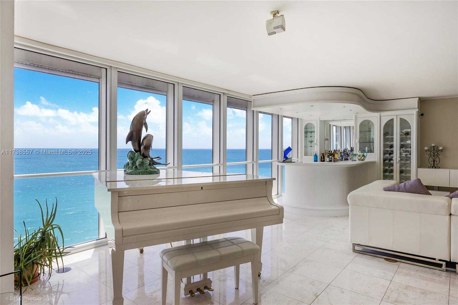 Small Image of 16445 COLLINS AVE #1426, Sunny Isles Beach Number 4