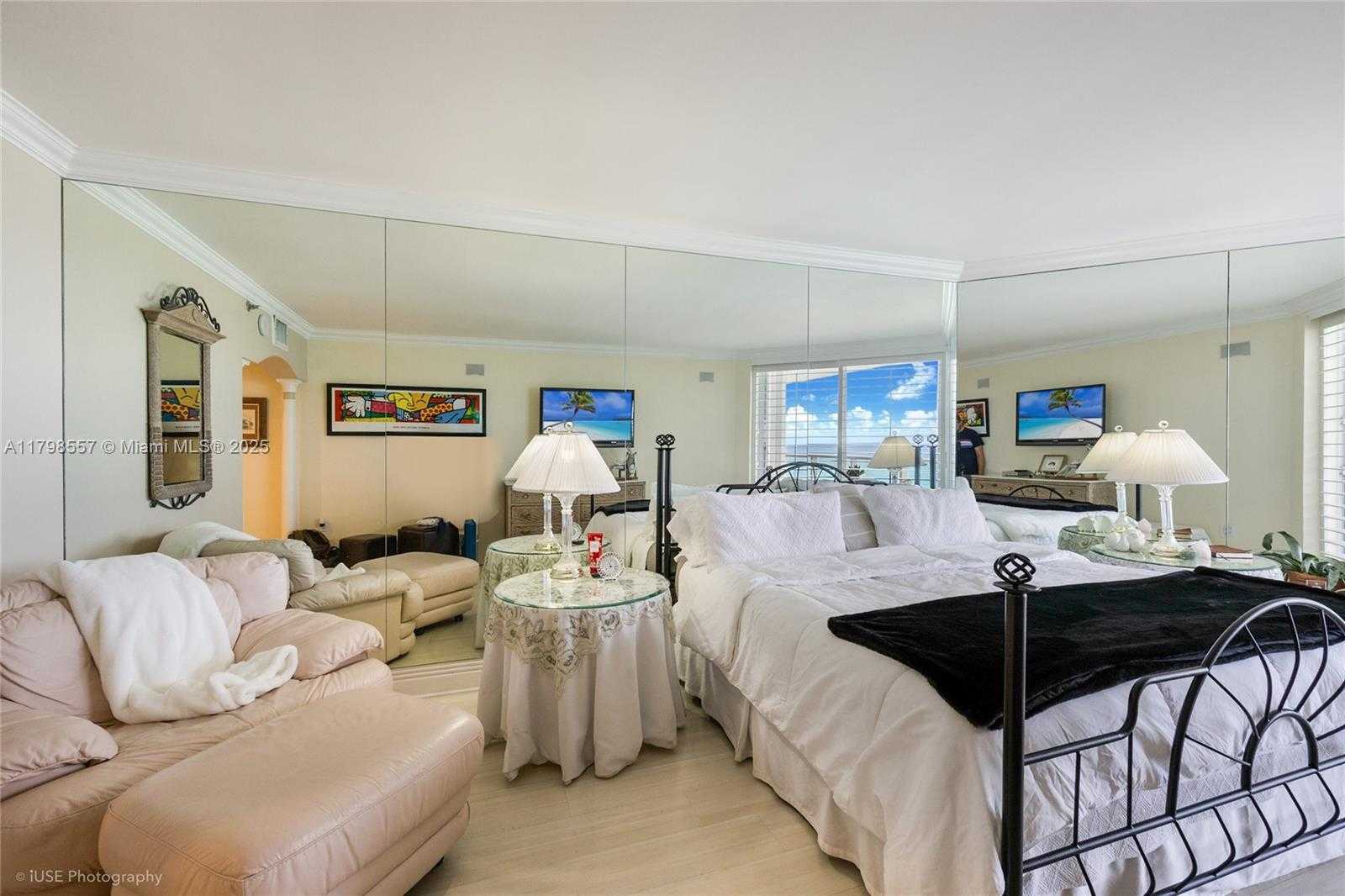 Small Image of 16445 COLLINS AVE #1426, Sunny Isles Beach Number 8
