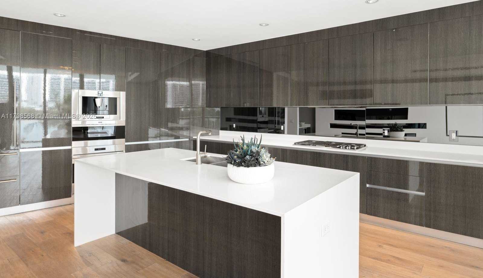 Small Image of 3300 NORTH EAST 188TH ST #217, Aventura Number 26