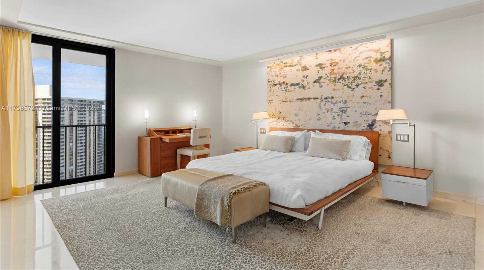 Small Image of 19667 TURNBERRY WAY #27-K, Aventura Number 14