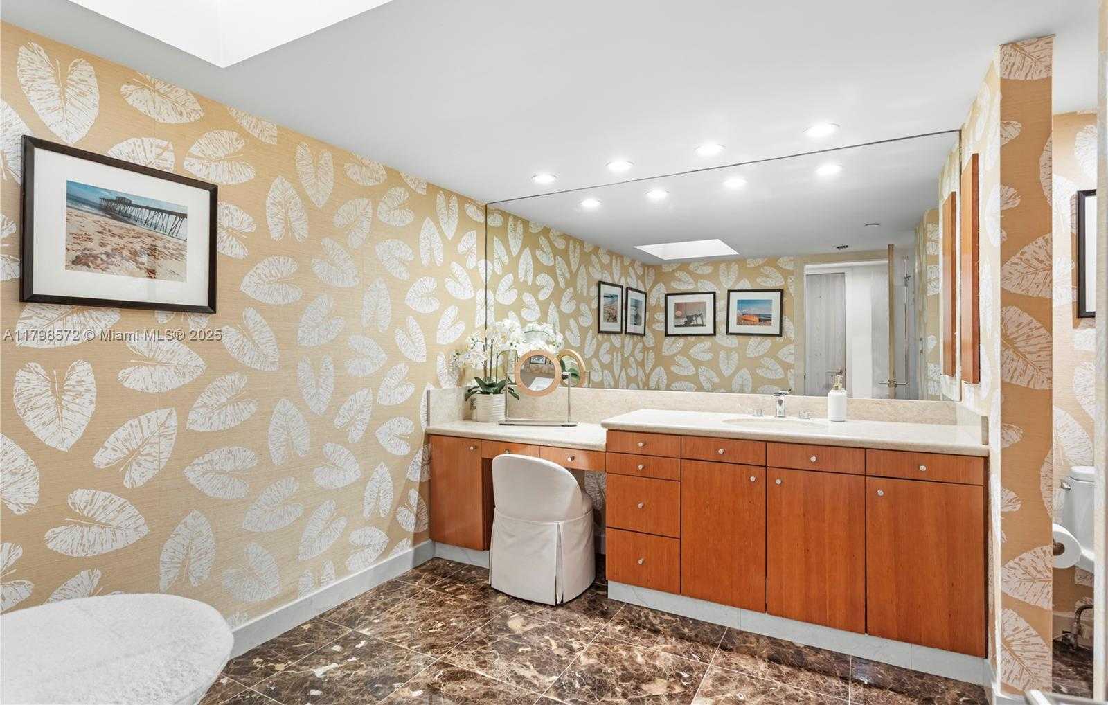 Small Image of 19667 TURNBERRY WAY #27-K, Aventura Number 19